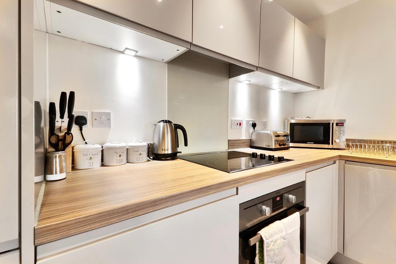 Sapphire Serviced Apartment Chelmsford Exterior photo