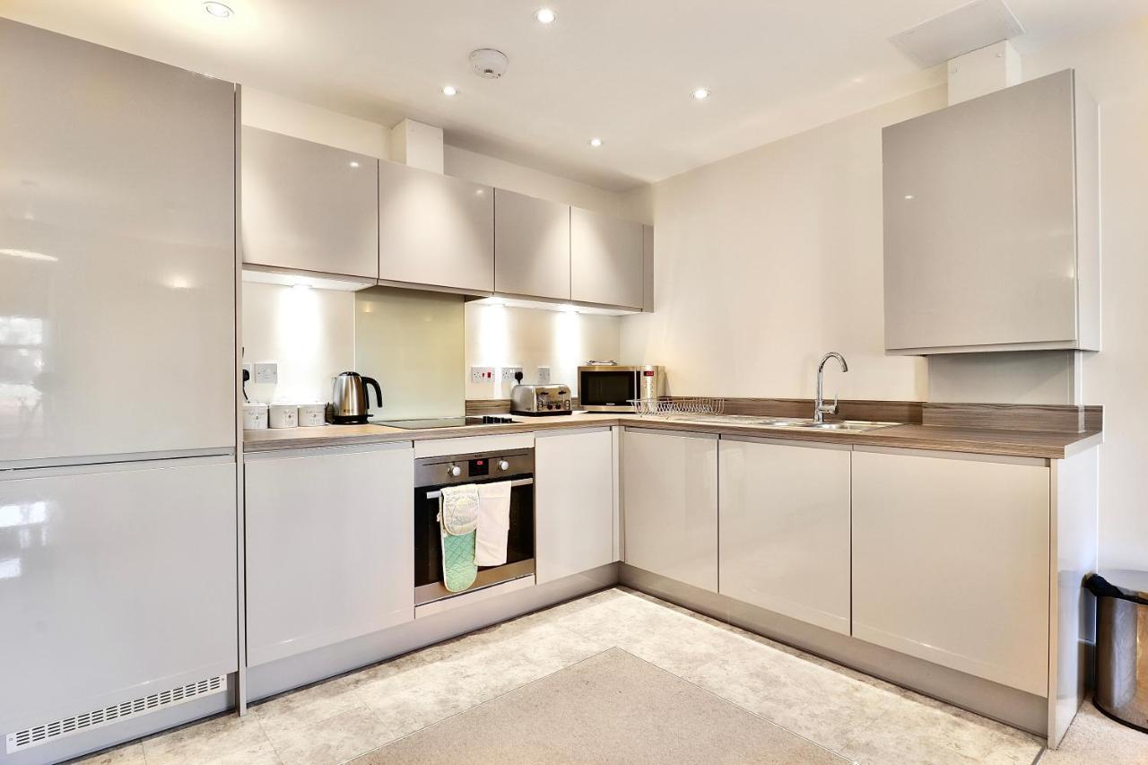 Sapphire Serviced Apartment Chelmsford Exterior photo