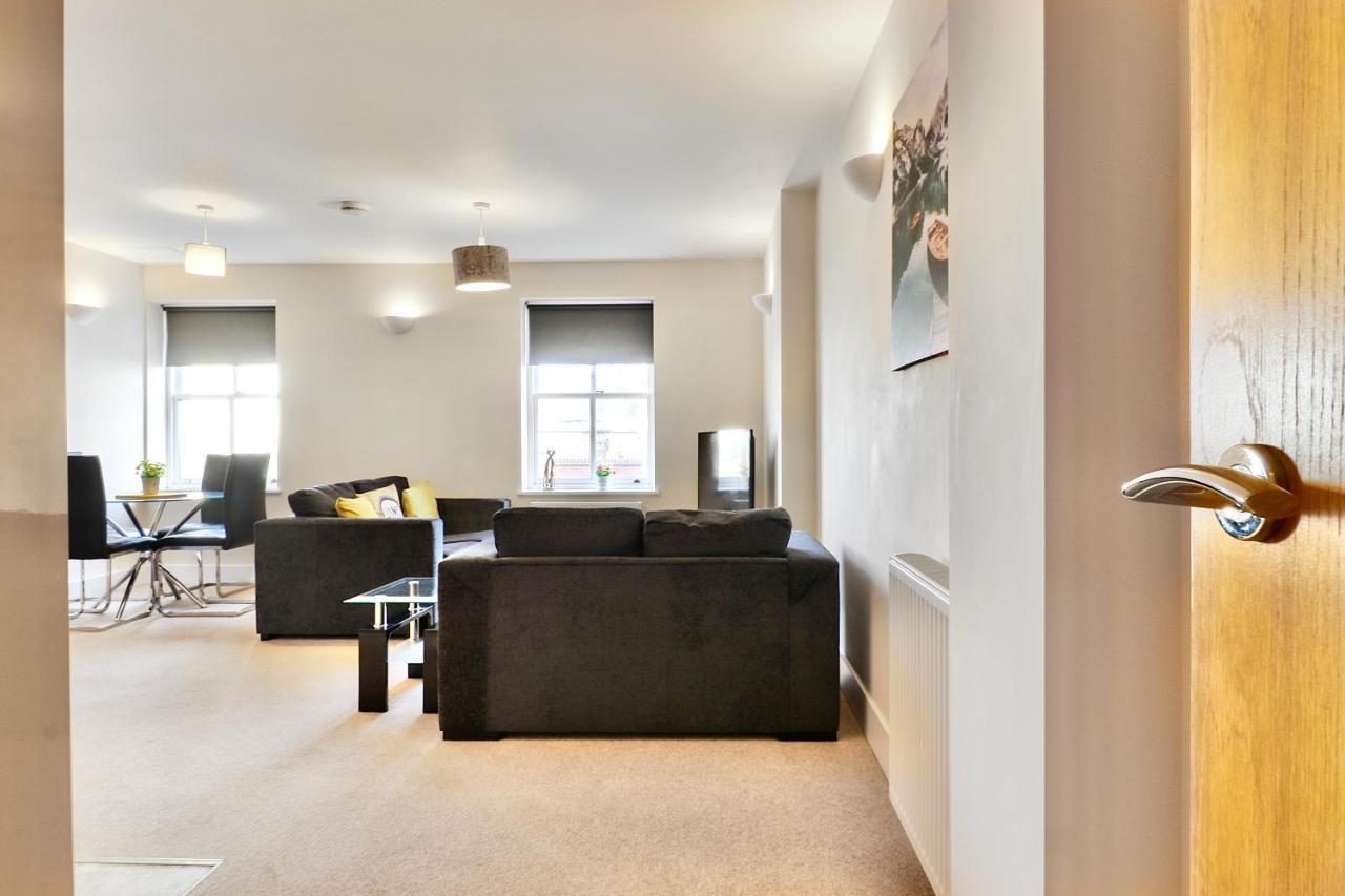 Sapphire Serviced Apartment Chelmsford Exterior photo